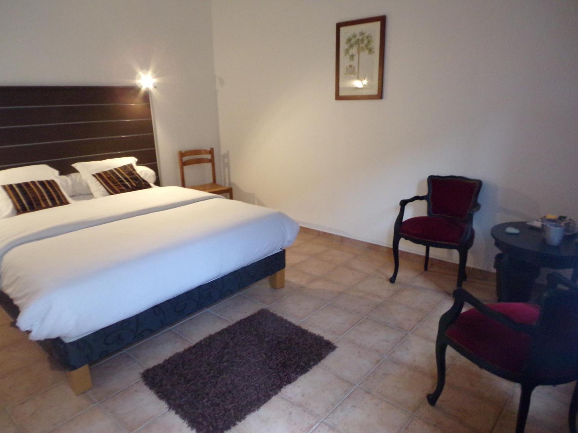 Domaine De Bel Air Hotell Cérans-Foulletourte Eksteriør bilde